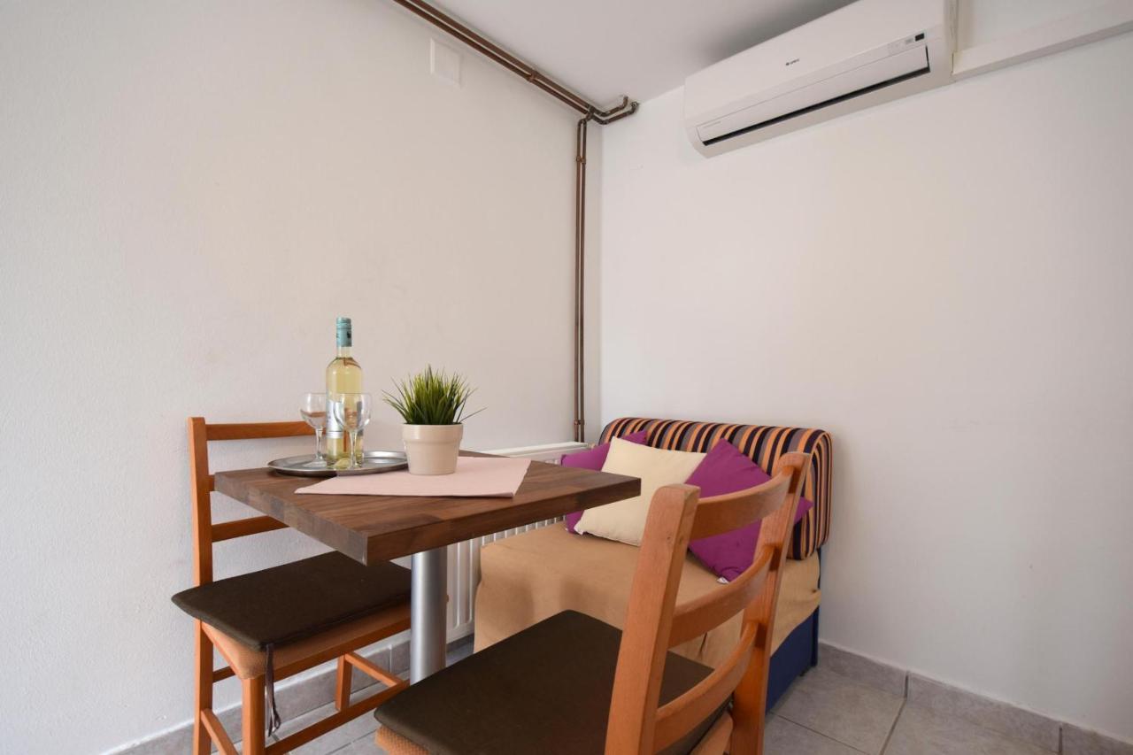 Apartments Julia Čižići Zewnętrze zdjęcie