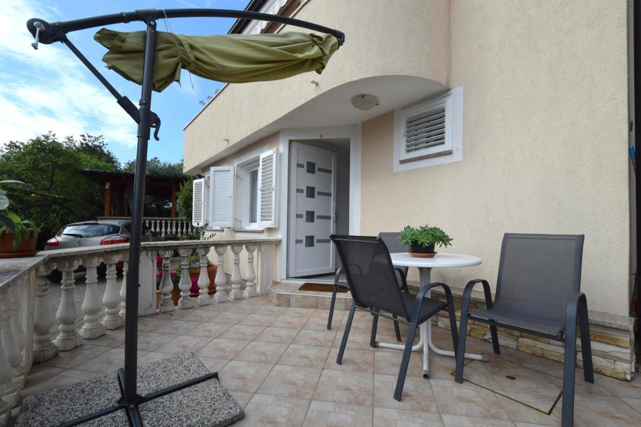Apartments Julia Čižići Zewnętrze zdjęcie